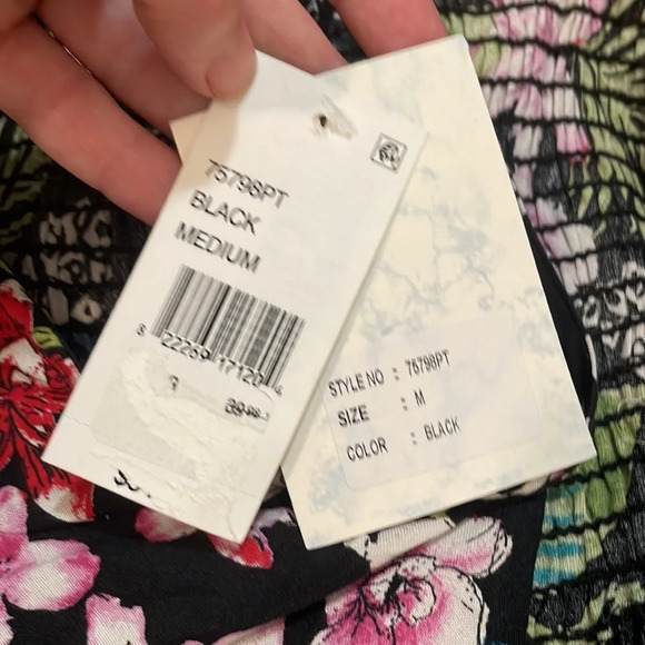 RAVIYA Floral-Print Swim Cover-Up Dress size Medium NWT - Picture 11 of 11